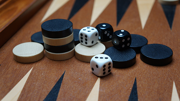 Image of a backgammon set